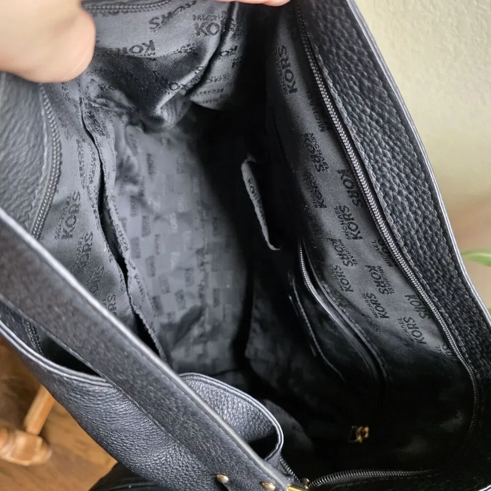 Michael Kors Large Austin pebbled black Leather Shoulder Bag $348.00